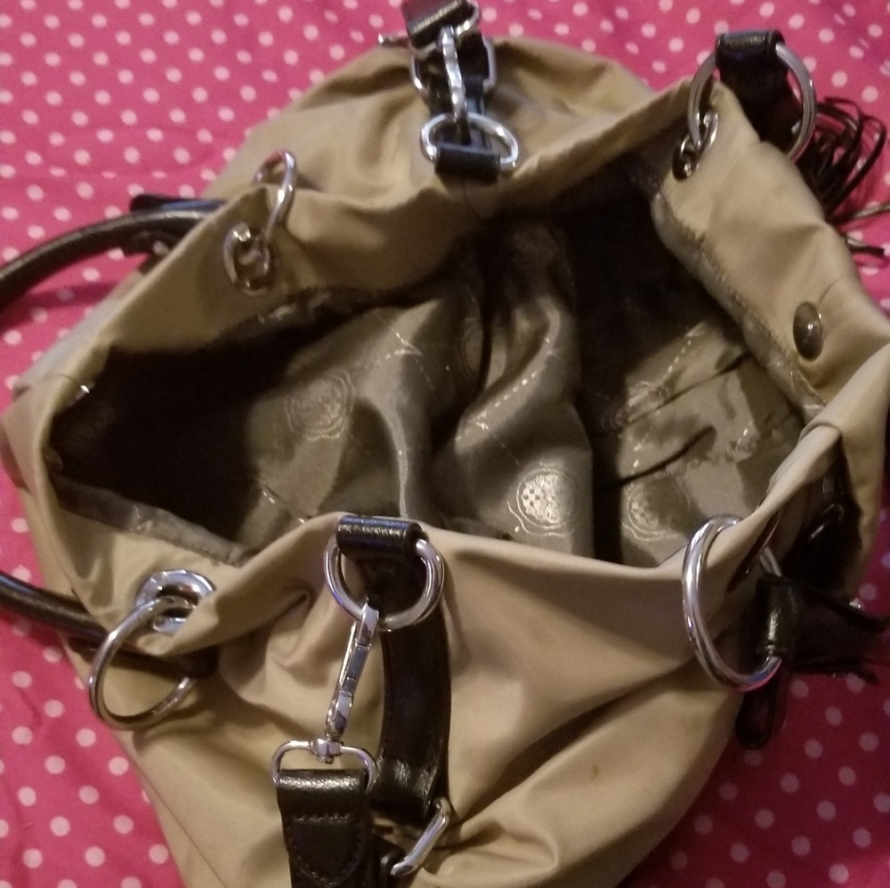 Handbag - Picture 2 of 4